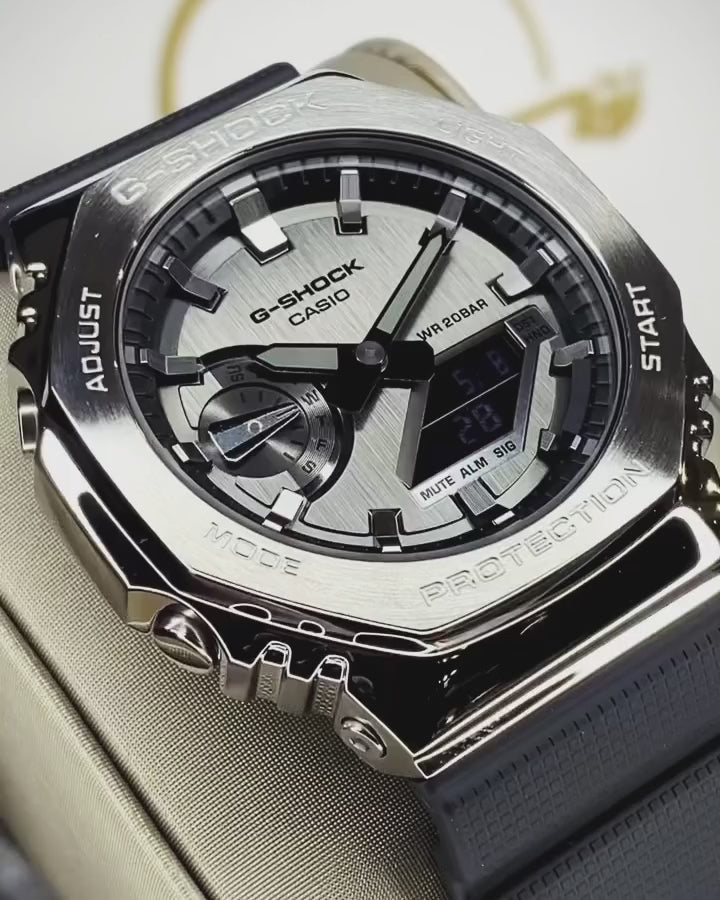 G-SHOCK-Z 2100 SILVER-BLACK Metal Body