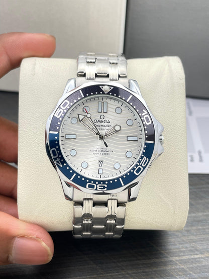Omega  Seamaster Silver  Dial Stainless steel