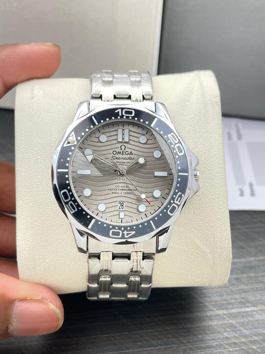 Omega  Seamaster Silver  Dial Stainless steel